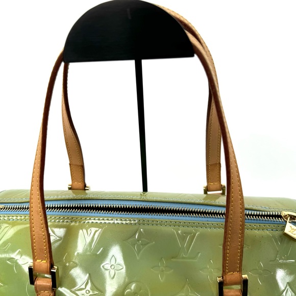 Louis Vuitton Green Vernis Papillon - Picture 5 of 10